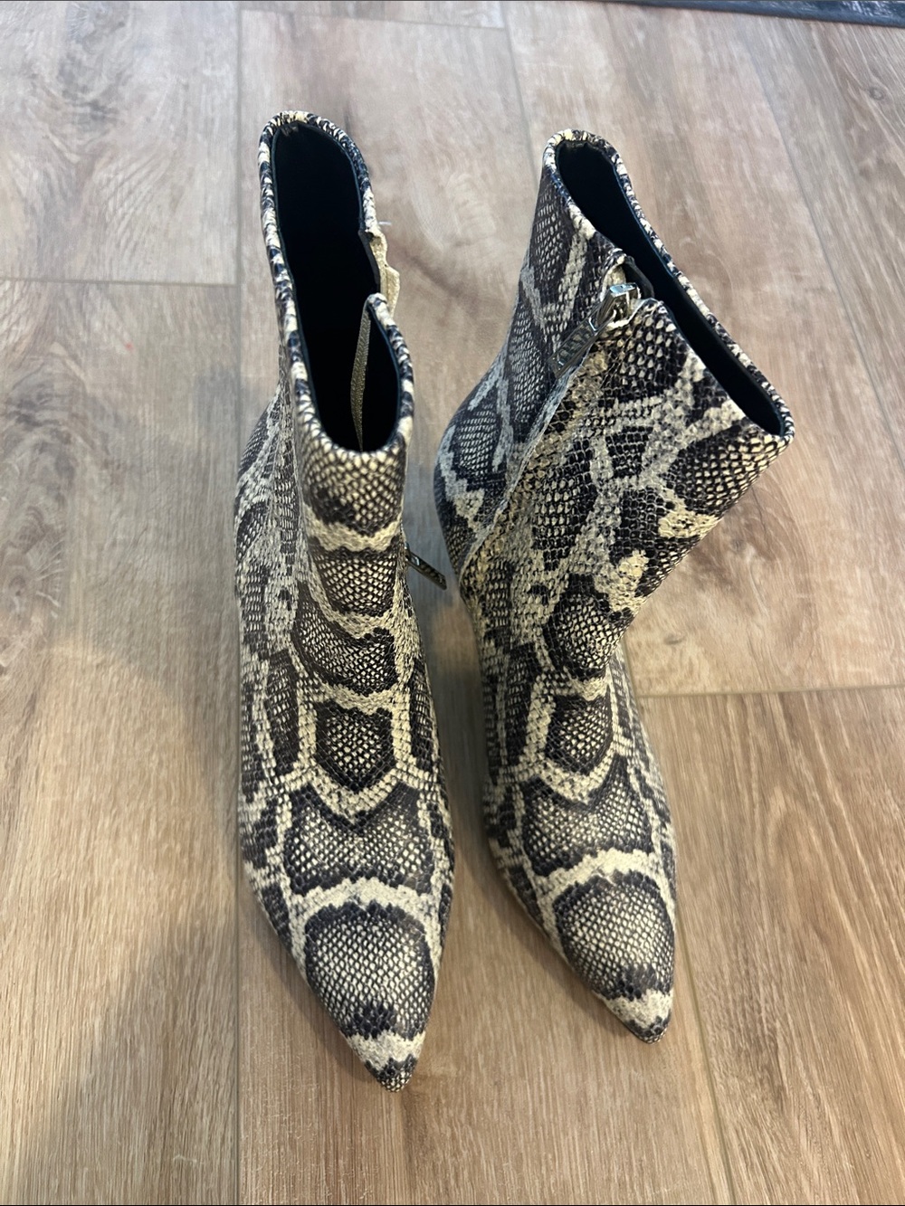 Marc Fischer LTD Black & Cream Snake-Print Pointed Ankle Booties kitten heal 6.5